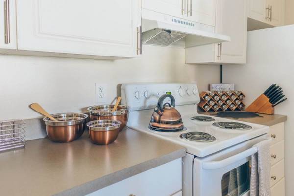 $1,810 / 2br - 1214ft2 - Cozy 2 BD / 2 BA complete with a private washer and dryer! (Alpharetta)63964128003714123