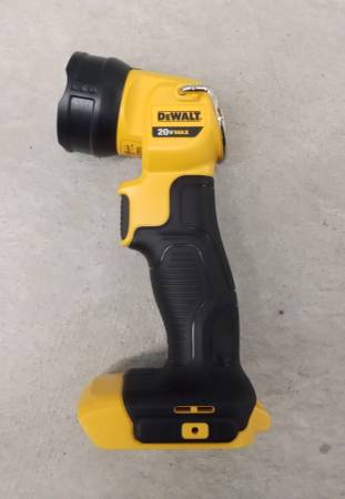 Dewalt 20V Work Light (NEW) 1