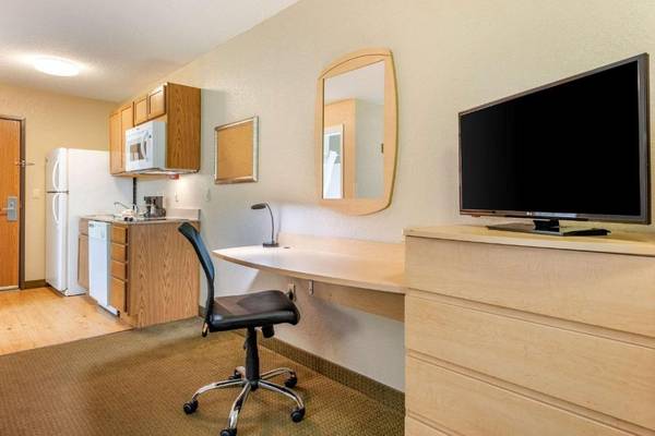 $1,399 / 1br - Limited Time Move-In Special - Rooms Going Fast, 1st Month Discount! (52825 State Hwy 933, South Bend, IN)63660179230595123