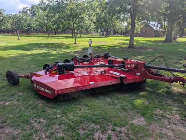 2023 Commercial-Grade Flex-Wing Mower – Excellent Working Condition 1