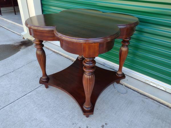 Vintage Solid Black Cherry Clover Top 2 Tier Accent Table 1