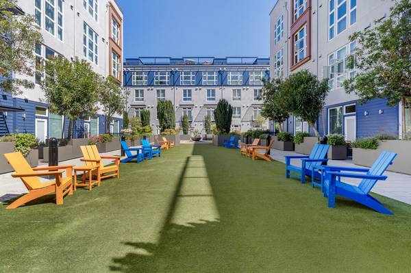 $3,515 / 2br - 955ft2 - ROOFTOP PATIO | WASHER/DRYER | CENTRAL AC/HEAT | GAS STOVE | DOMAIN (san jose north)64049799652866122