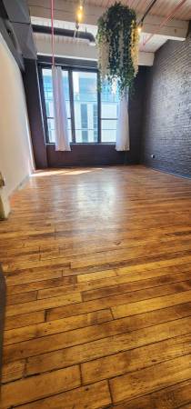 $850 / 330ft2 - 🏢 Fitness / Beauty / Retail Space – River North, Chicago | Unit #3F (River North)63959878716034124