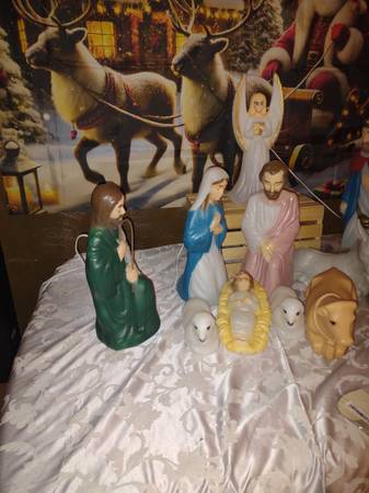12 piece nativity 1