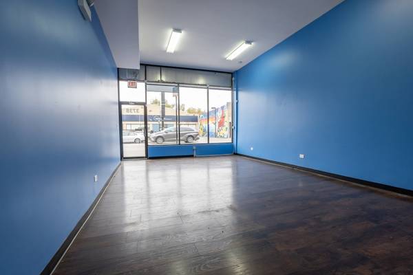 $1,500 / 800ft2 - Albany Park Office/Retail Space! (Albany Park)63959875755779123