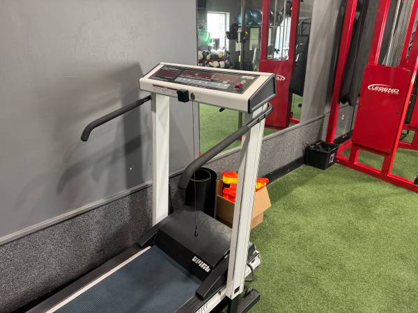 Treadmill 1