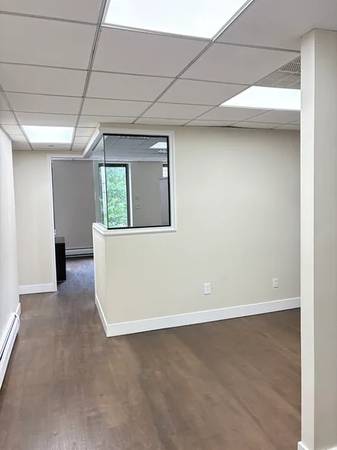 $4,600 / 1260ft2 - Office Space*Bright*Private Townhouse*Balcony*Private Bathroom*W183rd (Inwood / Wash Hts)63816625221249122