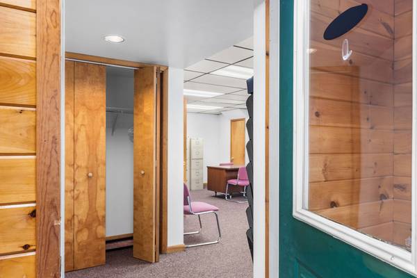$1,200 / 1200ft2 - Flexible office Spaces (Owego)64035577164417123