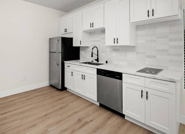 $2,695 / 2br - Remodeled Interior, Refreshed Exteriors - Pets Friendly with WD & AC! (San Diego)63865590368257124