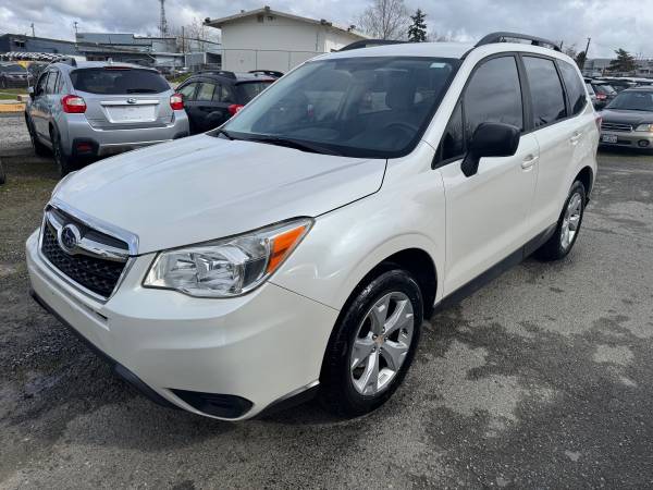 2015 SUBARU FORESTER 2.5L 4 CIL., AWD, SUV, TÍTULO LIMPIO, SIN ACCIDENTES!!! - $6,999 (¡CERTIFICADO POR CARFAX! LLANTAS DE ALEACIÓN, BARRAS EN TECHO, CÁMARA DE REVERSA! ¡SERVICIADO!)63484948305793123