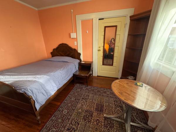 $1,250 / 1br - 170ft2 - Habitación individual amueblada TODOS LOS SERVICIOS INCLUIDOS - Cerca de UCBerkeley y BART (berkeley)63667924807299121