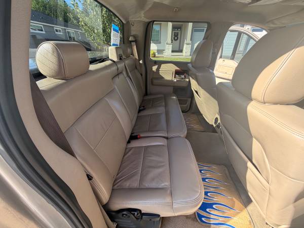 2005 Ford F150 crew cab - Photo 11
