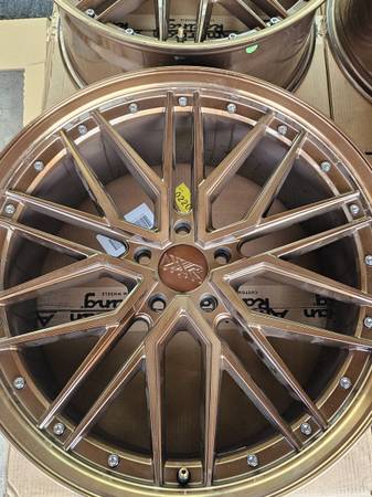 Coche exposición 4) Llantas de bronce líquido 20x9 - $800 (san rafael)63471035101697121