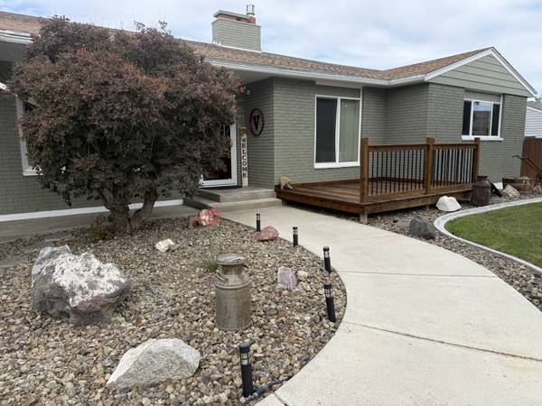 $420,000 / 4br - 2262ft2 - 4 bed, 2 bath home for sale (Prosser)63922560134658121