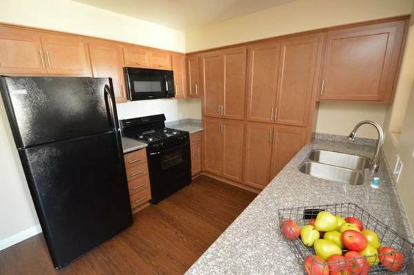 $1,000 / 500ft2 - Studio in Spa Zone with Mineral Pools (Desert Crest Country Club)63668371064705121