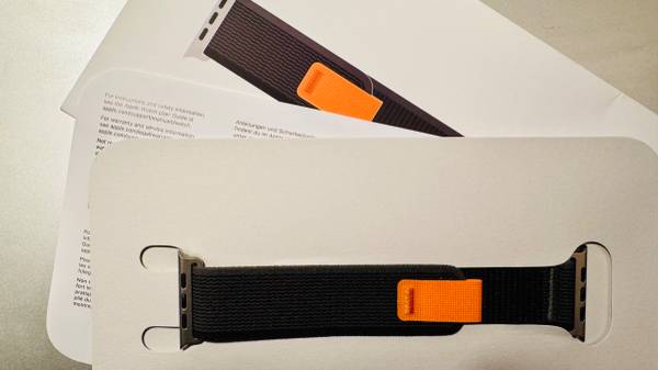 New Genuine Apple Watch band - Trail Loop M/L for Apple Watch 49mm 1