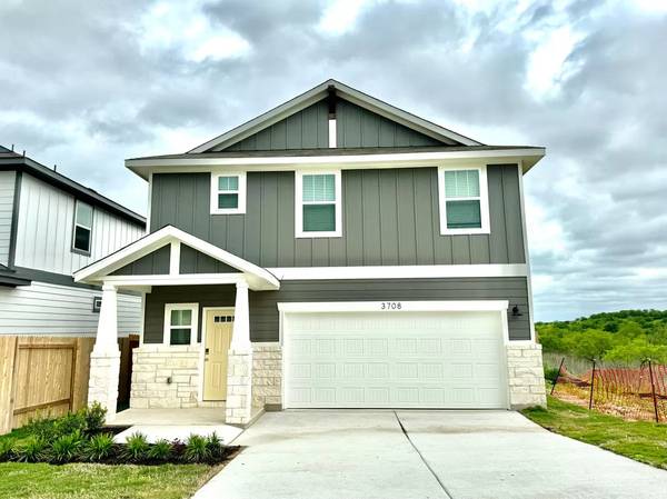 $2,650 / 4br - 2043ft2 - Stunning Modern 4-Bedroom Home in Turner's Crossing Backing to a Peace (Turner's Crossing / Buda)64024342641153120