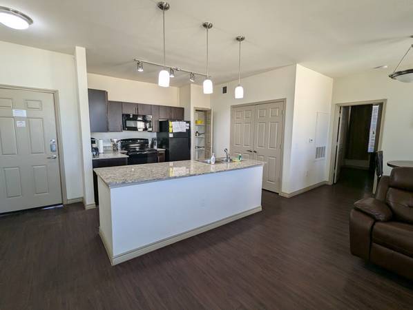 $1,919 / 2br - 1124ft2 - Must See Master and Guest Bedrooms!! (Midland, Texas)63622615858945123
