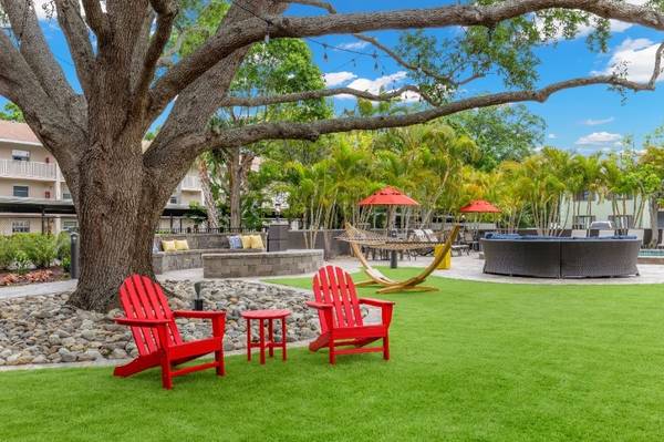 $1,399 / 1br - 675ft2 - The Perfect Blend of Price and Convenience! (4055 MacEachen Blvd, Sarasota, FL)63791080783617121