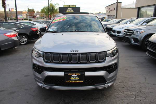 2022 Jeep Compass High Altitude SUV Billet Silver Metallic con capa transparente - $19.995 (LLAME AL 209-736-5238 PARA VER DISPONIBILIDAD)63470780957443122