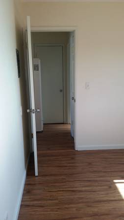 $1,800 / 1br - 385ft2 - 1 bedroom Apartment off of 680/McKee (upstairs) (san jose east)63888991137923121