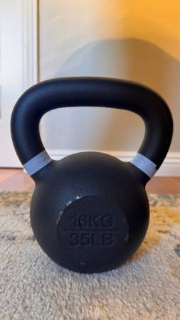 35 lb kettlebell 1