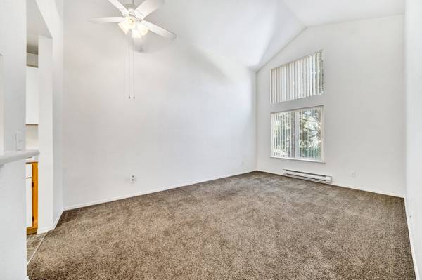 $1,450 / 1br - 595ft2 - Wanna schedule a tour?? (Aloha/The Masters)63672671016707121