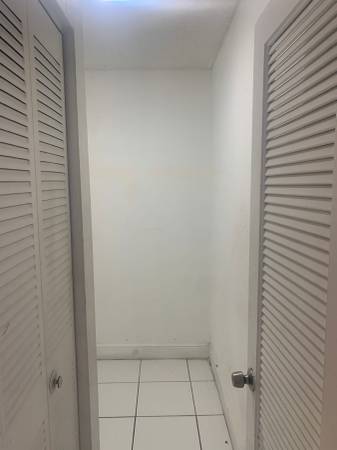 $2,299 / 2br - 1200ft2 - 2 BEDROOM APARTMENT / 1 BATH (HIALEAH)64002015220994123