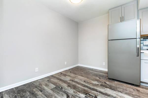 $2,030 / 1br - 657ft2 - 1/BD, Gas Fireplace, On-call Maintenance (11475 Central Avenue, Chino, CA)64028082604289124