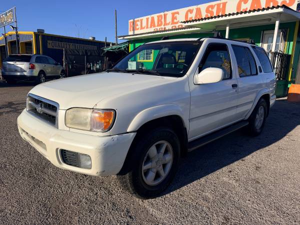 2001 Nissan Pathfinder 1