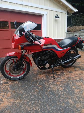 GPZ750, Honda 650 Cafe Racer, Honda Dream, Honda cb200 - $1234 (Bellingham)63435886214273121