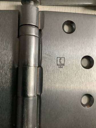Hinges - Door 1