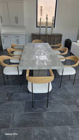 Dining room table for 8 1