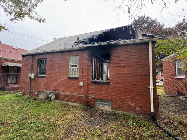 $32,000 / 3br - 1620ft2 - 4806 Jefferson St, Gary, IN (Gary)64148795053570123