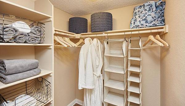 $3,159 / 3br - 1479ft2 - Brushed Nickel Hardware, Planned Social and Networking Events (Chino Hills)64028081206145124