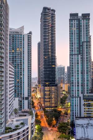 $5,000 / 1br - 737ft2 - Luxurious 1bd Condo in Brickell Flatiron, Miami (Miami)64002014737923122