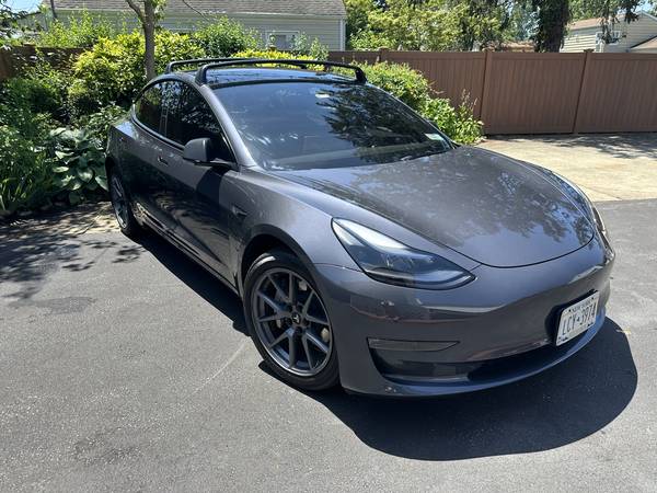 2023 Tesla Model 3 Long Range with Acceleration Boost / 20,000 miles - $28,850 (Bayport)63654710318337120