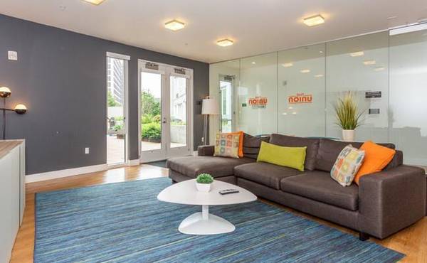 $1,550 / 1br - 628ft2 - Exceptional 1 BR w/ Air Conditioning & Balcony  Special Offer! (Event District)63956503030403121