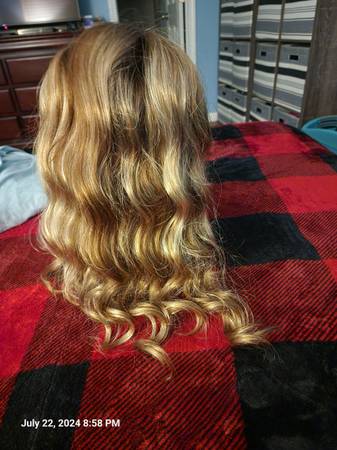 Precioso peluca Jon Renau - $400 (Ocala)63438493271427122