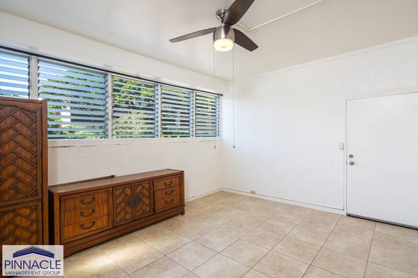$1,400 / 456ft2 - Remodeled Studio / 1 Bth near University Manoa63939532125059123