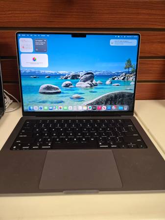 Apple Macbook Pro 2021 14", M1, 32GB RAM, 512GB SSD 1