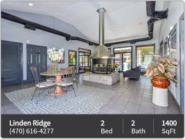 $1,360 / 2br - 1400ft2 - Travelling by bus? We're near the line! 2 br / 2 ba! (Stone Mountain)63921691125507121