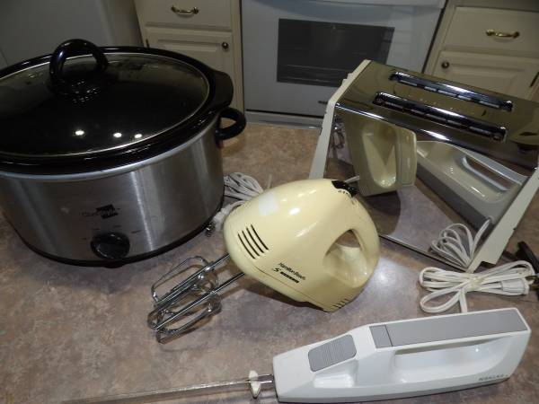 ALL 4 SMALL APPLIANCES TOGETHER 1