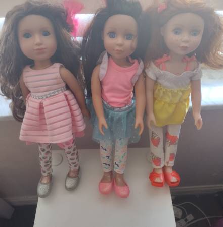 Glitter Girl Dolls 1