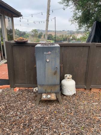 FREE BBQ SMOKER 1