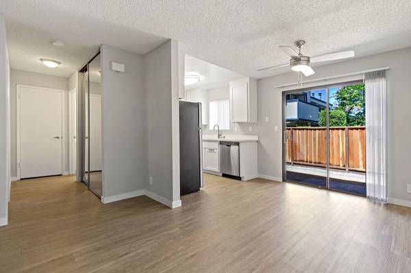 $2,705 / 1br - 647ft2 - Simplicity, Style, and Space (campbell)63860995809795124