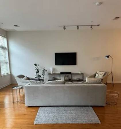 Mount Vernon condo 1