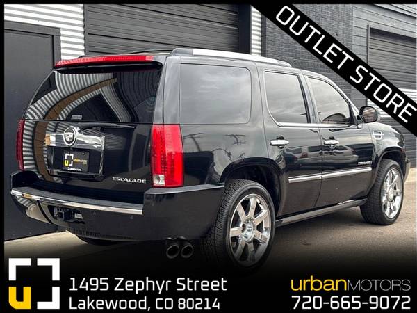 2008 Cadillac Escalade AWD - Leather Heated Seats  Sunroof  Rear DVD - $7,990 (1495 Zephyr St, Lakewood, CO 80214)63612445617155122