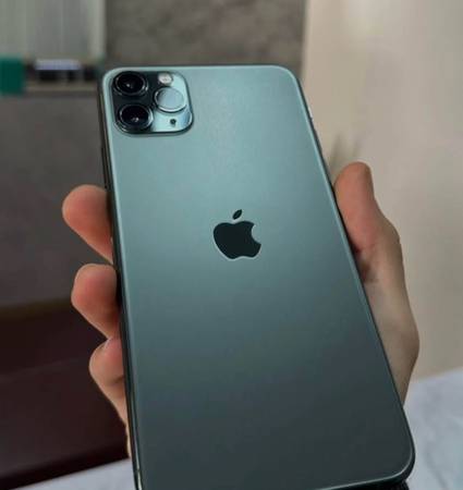 IPhone 11 pro Max Unlocked 1