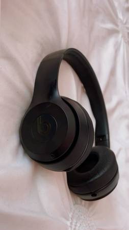 beats solo 3 for sale 1
